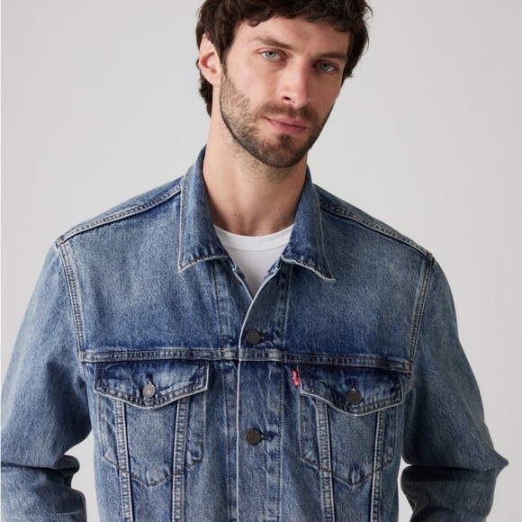 LEVI’S | Classic Denim Trucker Jacket - Picture 4 of 11
